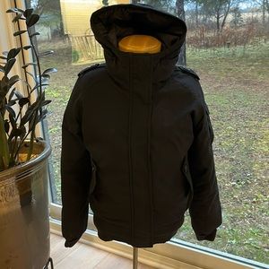 VGUC Community from Aritzia jacket